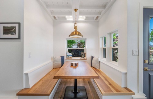Ewa House | Hawaiian Beach Front Home Newly remodeled 1942 Beachfront Luxury Cottage.