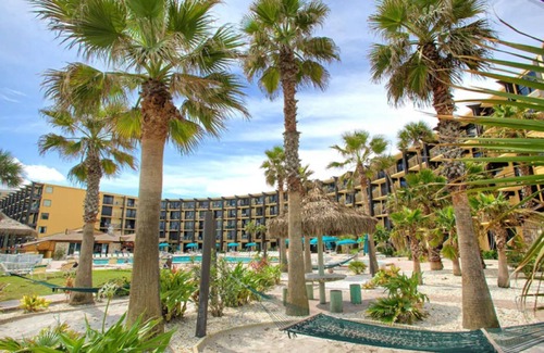 Daytona Beach Shores Apartment | Hawaiian Inn Studios