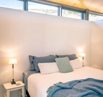 Queensberry Villa | Hawk House by Sotheby's Luxury Rental Homes