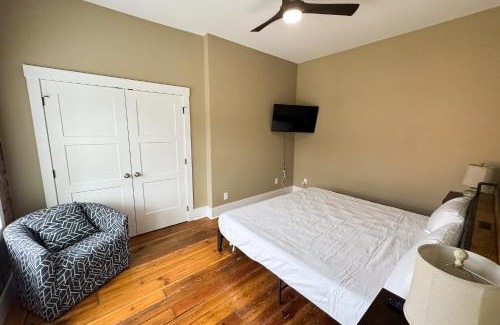 Waynesville Apartment | Hawkeye View