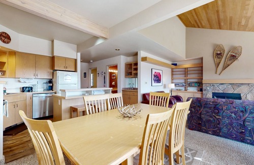 Redmond House | Hawks Landing | River & Mountain Views | Pool, Spa, Water Park, Tennis, Golf