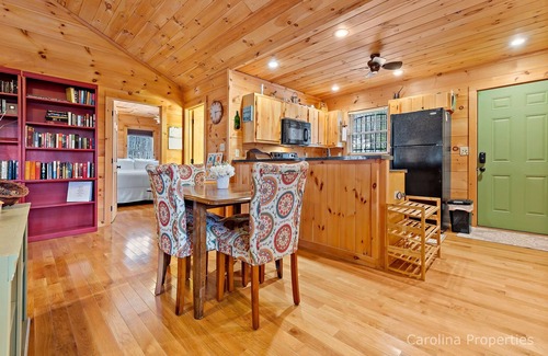 Lake Lure Cabin | Hawks Terrace- Hot Tub, Fire Pit, Mirror Lake Access, Views!