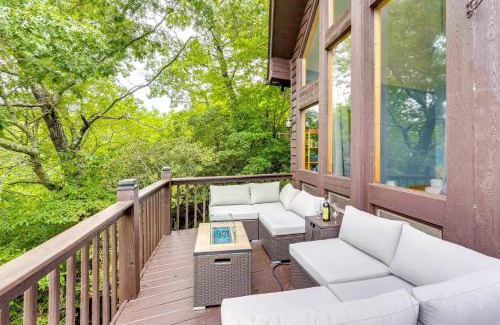 Murphy House | Hawks View Chalet, Hot Tub and Mountain Views