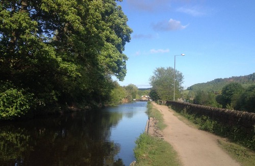 Mytholmroyd Cottage | HAWKSCLOUGH COTTAGE, pet friendly, with open fire in Hebden Bridge