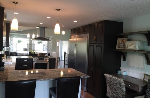 Hawkwood House | Hawkwood NW Bungalow! 3BR, 2BA Fully Upgraded, Stunning, Bright Main Floor!