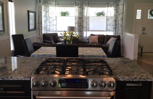 Hawkwood House | Hawkwood NW Bungalow! 3BR, 2BA Fully Upgraded, Stunning, Bright Main Floor!