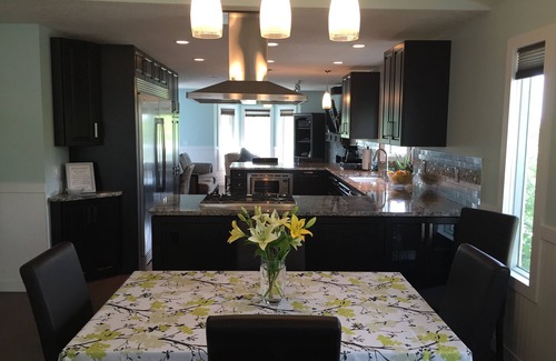 Hawkwood House | Hawkwood NW Bungalow! 3BR, 2BA Fully Upgraded, Stunning, Bright Main Floor!