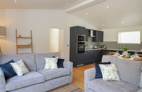 Haverthwaite Cottage | HAWTHORN CROFT, pet friendly, with a garden in Haverthwaite