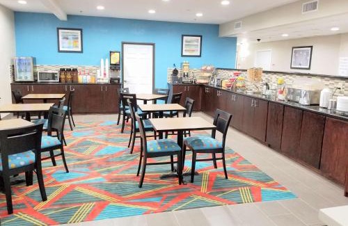 Irving Hotel | Hawthorn Suites Irving DFW South