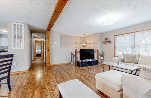 Pocono Summit House | Hawthorne Hideaway