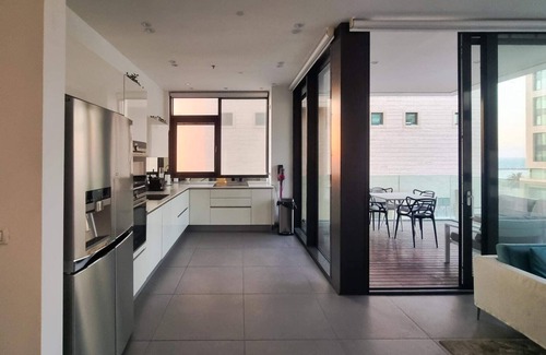Kerem HaTeimanim Apartment | Hayarkon Royal in Tel Aviv-Yafo