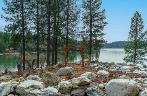Hayden House | Hayden Lake Lodge, Game Area,Lake access,Sleeps 20