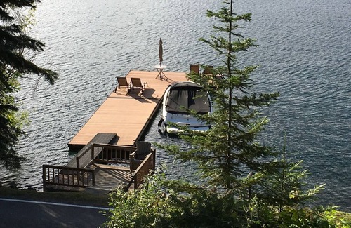 Clarksville House | Hayden Lake Summer Home/Private Dock/Spectacular Sunsets
