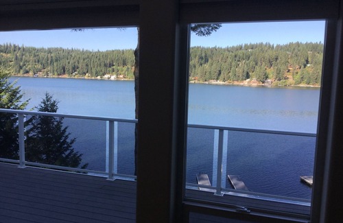 Hayden House | Hayden Lake Sunlit & Spacious Reunion Home -7 Bedrooms - Sleeps Up To 17!