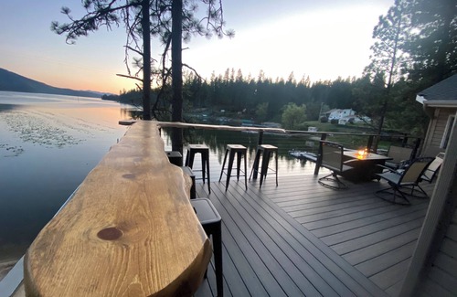 Hayden Cabin | Hayden Lake Waterfront Home W/Boat Dock, across from sand bar! (No WiFi)
