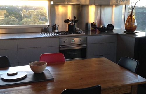 Leura House | HayView at Leura: Views! Bespoke Stylish Adult Retreat with Stunning Views