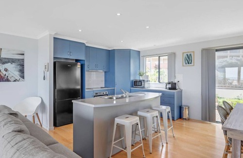 Goolwa Beach House | Hazel Beach House with ocean views