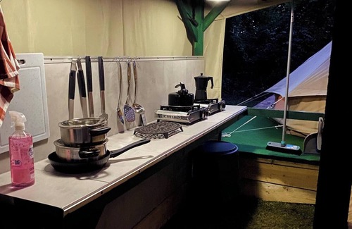 Moncrabeau RV Rental | Hazel Belle Tent @Finders Keepers France. Adults only retreat. 13 acres and lake