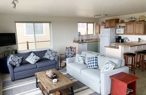 Moclips House | Hazel`s Place- 2 bedroom Home with Unsurpassed Ocean Views
