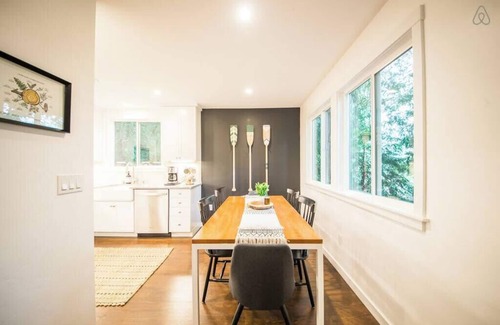 Hacienda House | Hazels Hideaway: Hot Tub | Redwoods | Bonus Room!