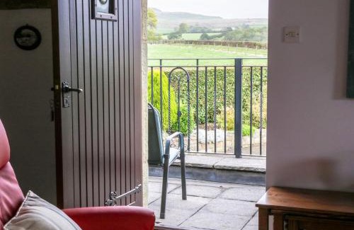 Ingleton House | Hazelwood Cottage