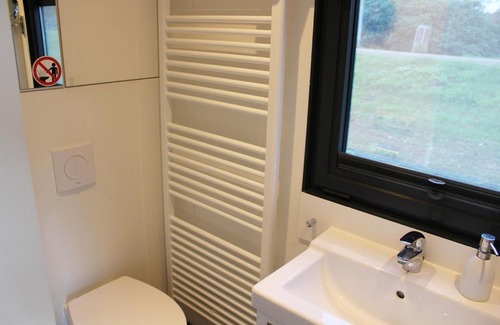 Bad Bederkesa Boat Rental | HB 3 - Hausboot Bad Bederkesa