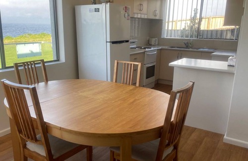 Kiama Apartment | Headland Hideaway - spectacular sea views!