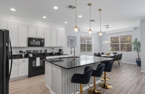 Kissimmee Resort | Headline