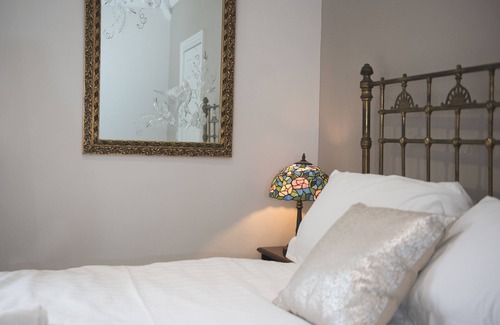 Healing Hotel | Healing Manor Hotel