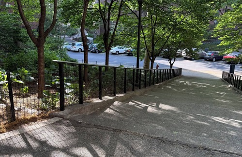 East Village Apartment | Healthcare workers dream Lower east side Manhattan 1-bd available shared apt