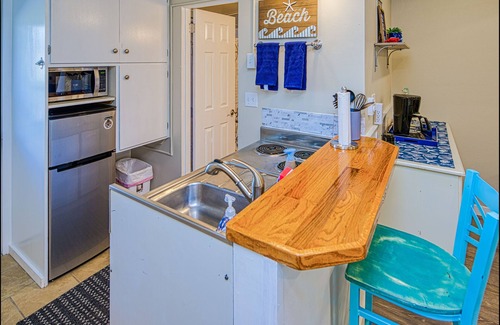 Ocean Shores Condo | Hear the Surf at Pacific Surf Condo