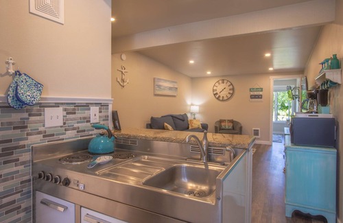 Ocean Shores Condo | Hear the Surf at Sea Star Condo
