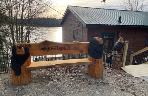 Orland House | Heart Lodge Lakefront, great fishing and swimming with kayaks and paddle Bds!