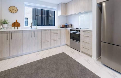 Christchurch City Centre House | Heart of Christchurch CBD Hideaway 2bed 1 bath