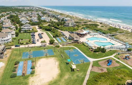 Corolla Light House | Heart of Corolls~Walk To Beaches Enjoy Unmatched Corolla Light Resort Amenities