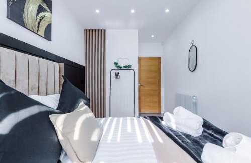 Didsbury Apartment | Heart of Didsbury Luxury 2 Bed Apartment by HASS HAUS