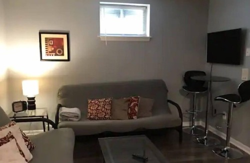 Norwich Apartment | Heart of downtown Norwich close to casinos. Unit 4