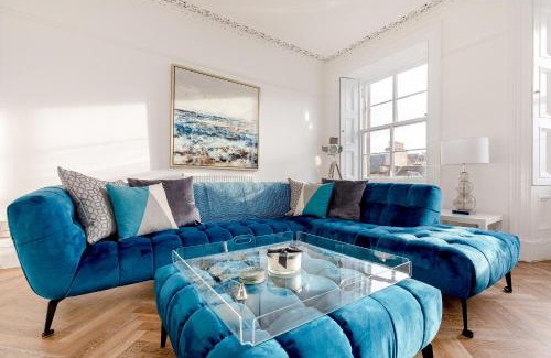 New Town Apartment | Heart of Edinburgh City Centre 3 Bed Georgian Apt