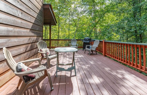 Dahlonega House | Heart of Georgia's Wine Country |Southern Living's Best Small Town in the South |Downtown Dahlonega