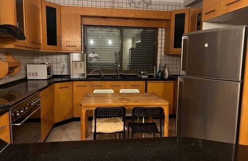 Al Jubeiha Apartment | Heart of Jubiha - AmmannFully fuirnished flat