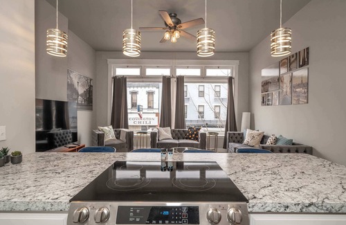 Covington Condo | Heart of Madison 2 Su