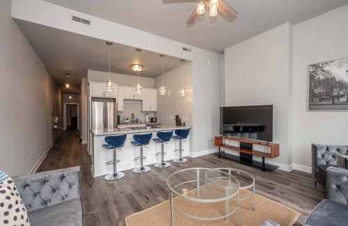 Covington Condo | Heart of Madison 2 Su