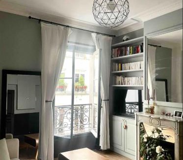 Saint-Merri Apartment | Heart of marais calm and charming NEW