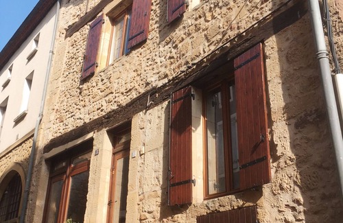 Pays-de-Belves House | Heart of medieval beau village Belves- townhouse with terrace and garden.