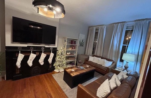 Harrisburg - Hershey House | Heart of Midtown Home on Penn St - Pet Friendly