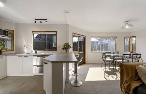 Mount Maunganui House | Heart of Mt Maunganui