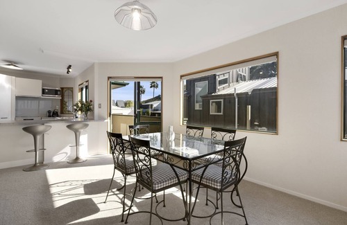 Mount Maunganui House | Heart of Mt Maunganui