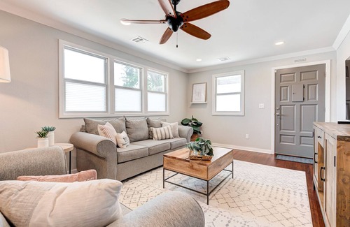 Norman House | Heart of Norman - 2 bedroom by Campus Corner