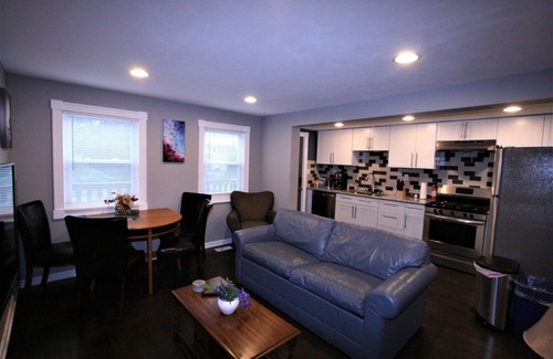 North Oakland House | Heart of Oakland w/parking - short walk to CMU, Pitt, Hospitals