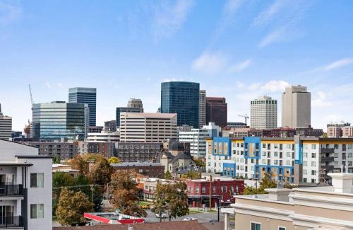 Central City Apartment | Heart of SLC Stocked w Everything you need